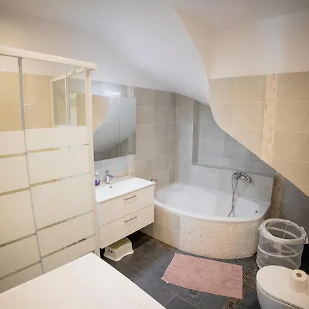 Valentinis Flat Βόλος