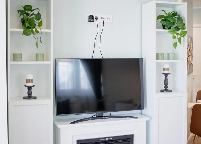 Valentinis Flat * Volos