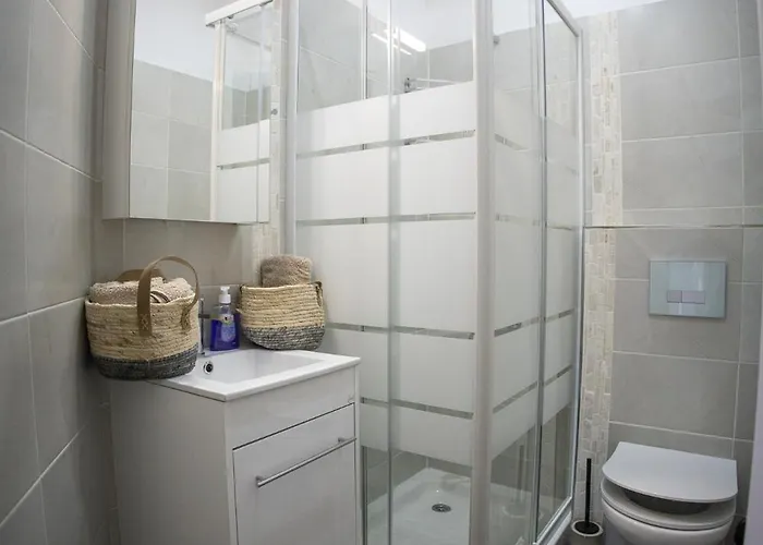 Valentinis Flat 公寓 *